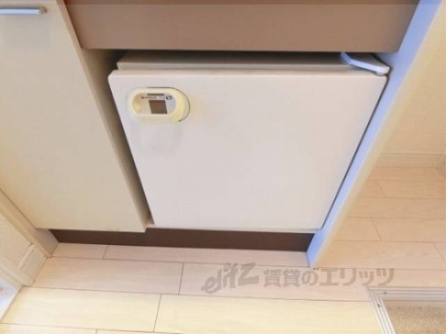 冷蔵庫置場　ミニ冷蔵庫