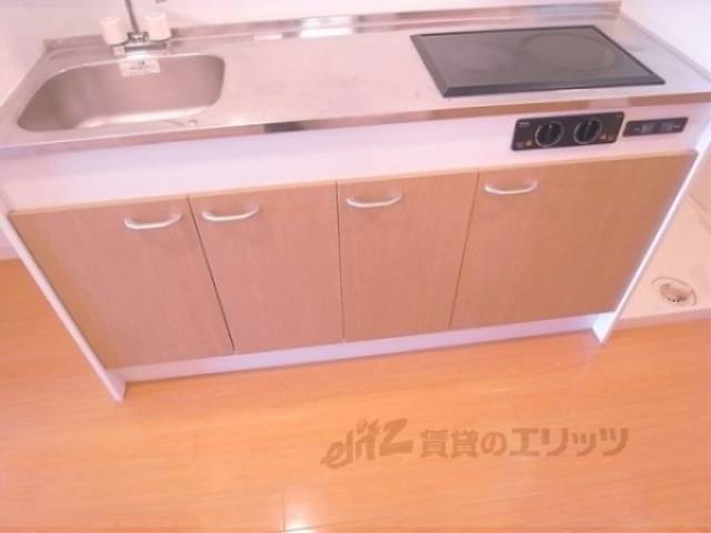 キッチン　下部収納