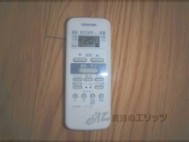 エアコン　エアコンリモコン