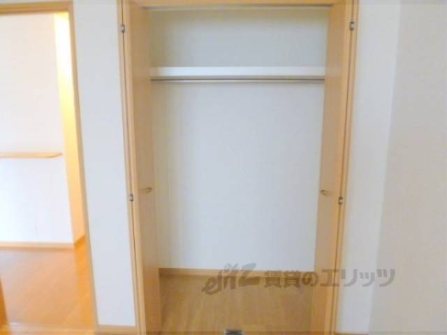 収納　洋室収納