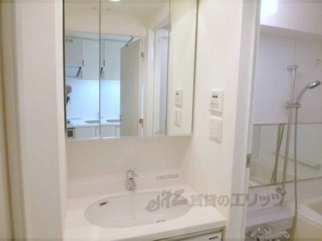 洗面所　独立洗面台です・