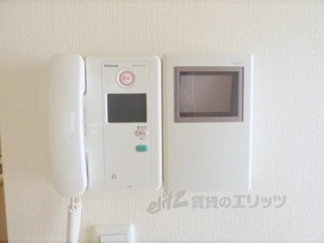 モニターフォン　顔が見えて安心・