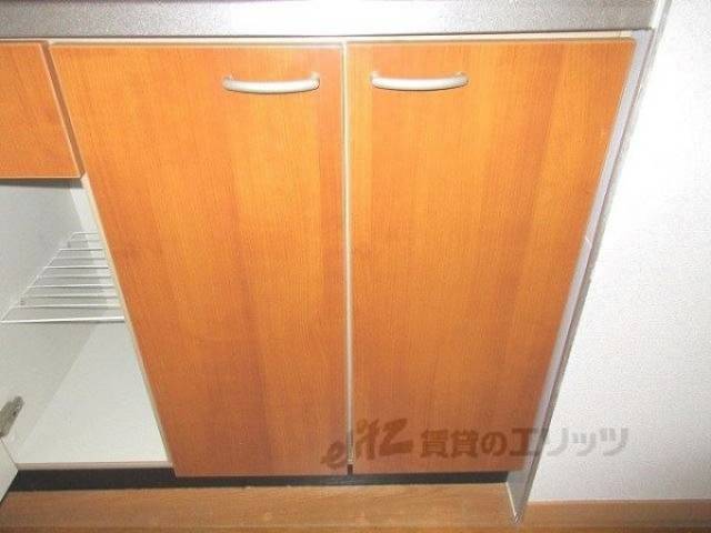 キッチン　下部収納