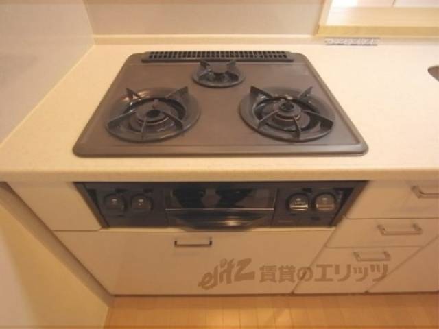 キッチン　ガスコンロ
