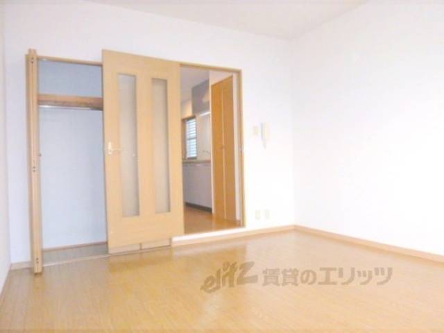 洋室　室内も綺麗ですね。