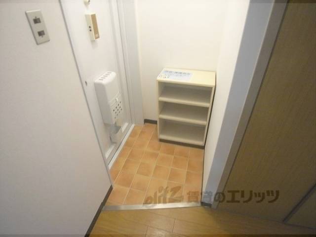 玄関　靴収納できます。