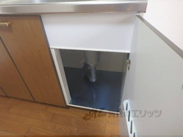 キッチン　下部収納