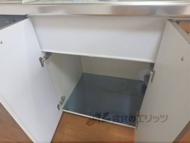 キッチン　下部収納