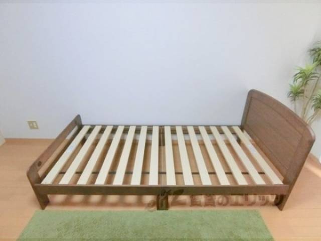 ベッド