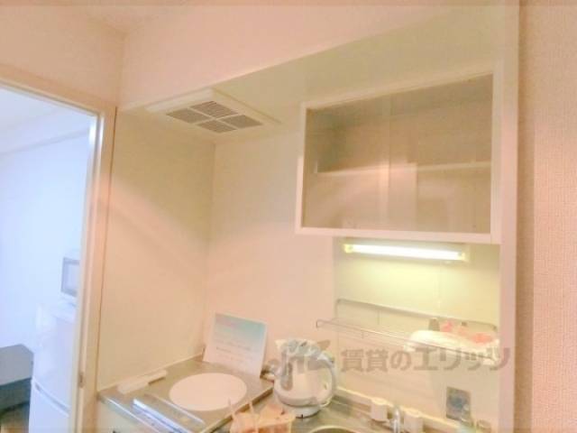 キッチン　上部収納