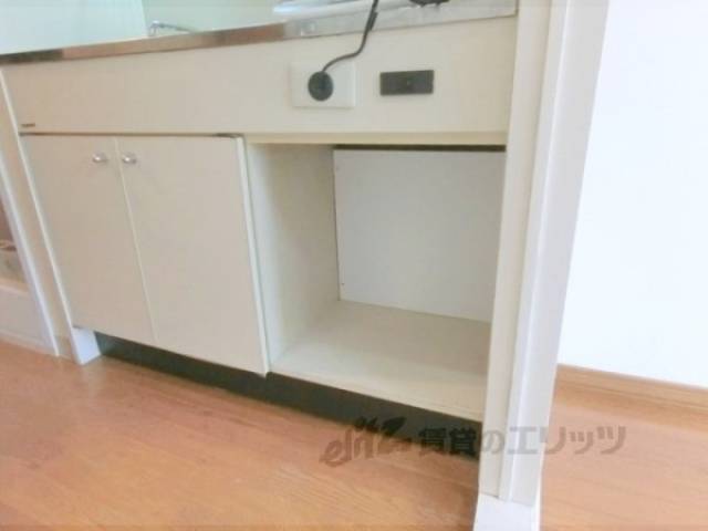 キッチン　下部収納