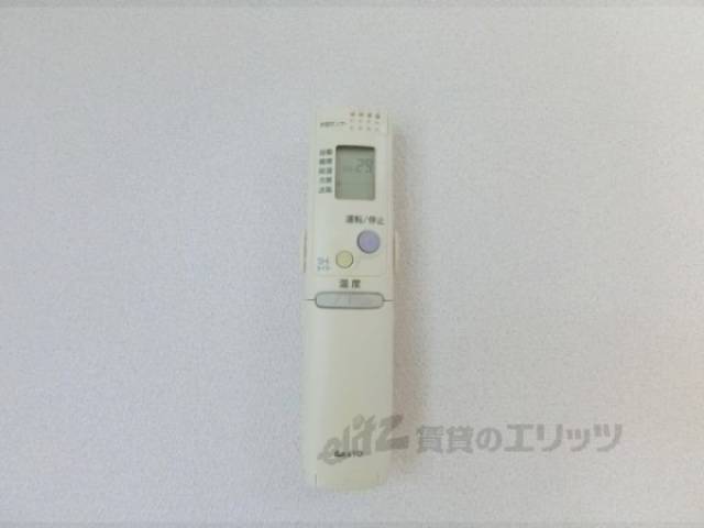 エアコン　リモコン