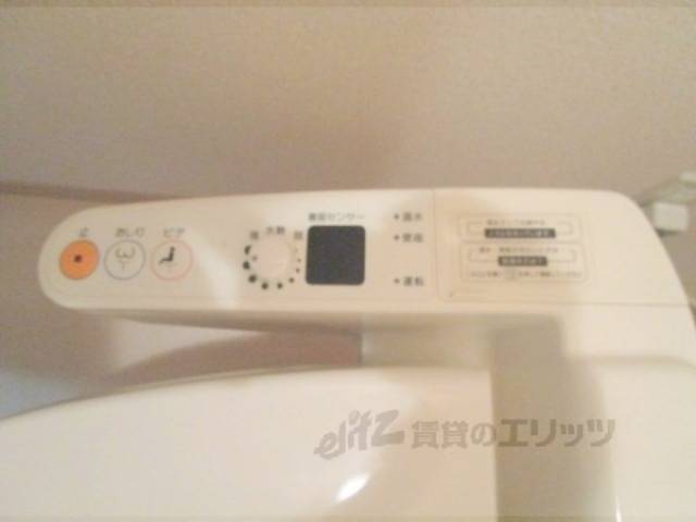 トイレ　洗浄機能付き