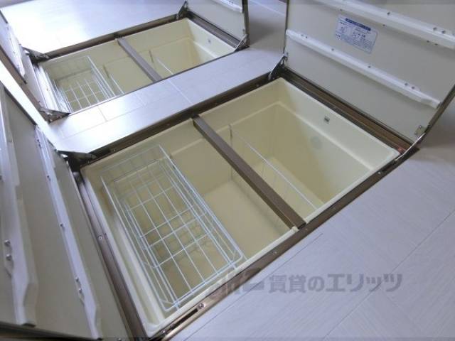 床下収納