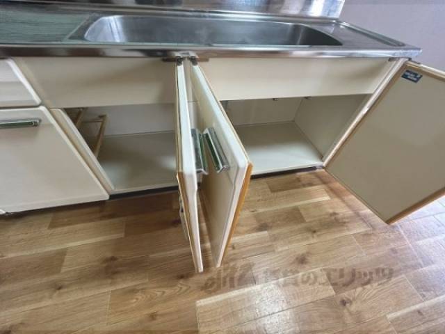 キッチン　キッチン下部収納