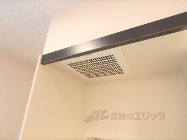 キッチン　換気扇