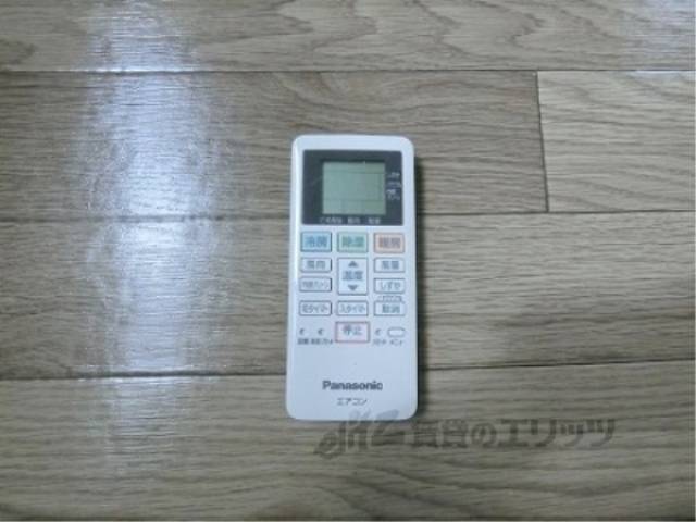 エアコン　リモコン