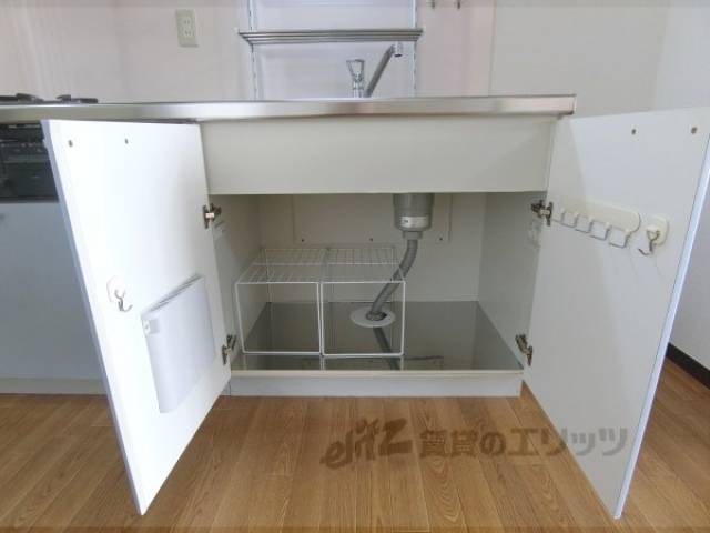 キッチン　収納