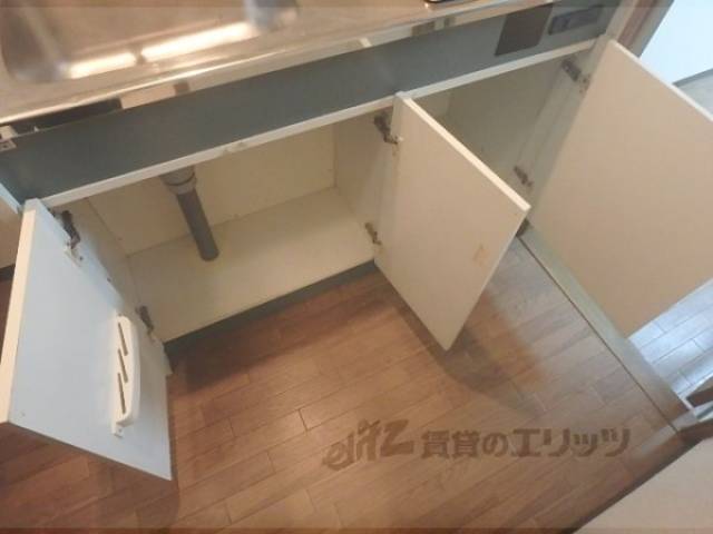 キッチン　下部収納