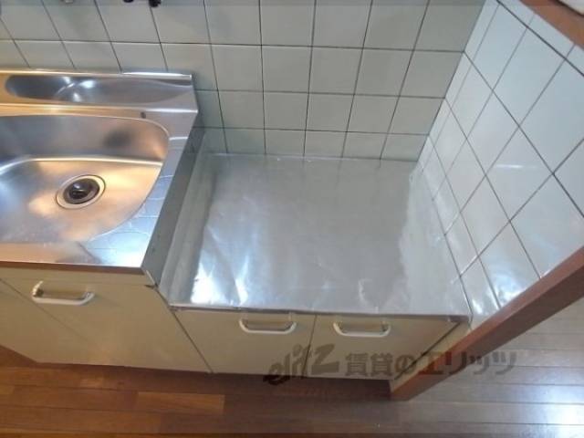 キッチン　コンロ置き場