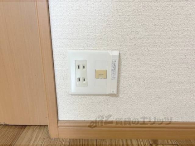アダプター