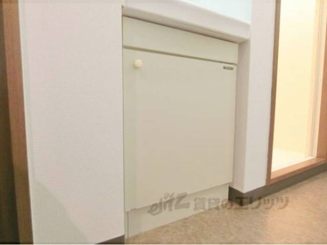 洗面所　下部収納