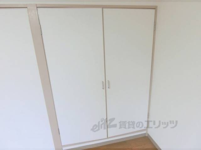 収納 棚