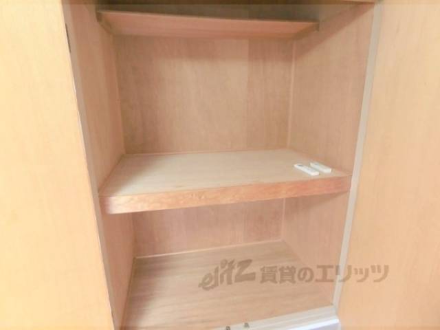 収納 棚