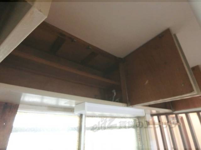 キッチン　収納