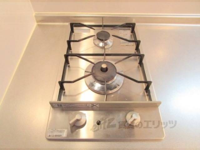 キッチン　ガス2口コンロ