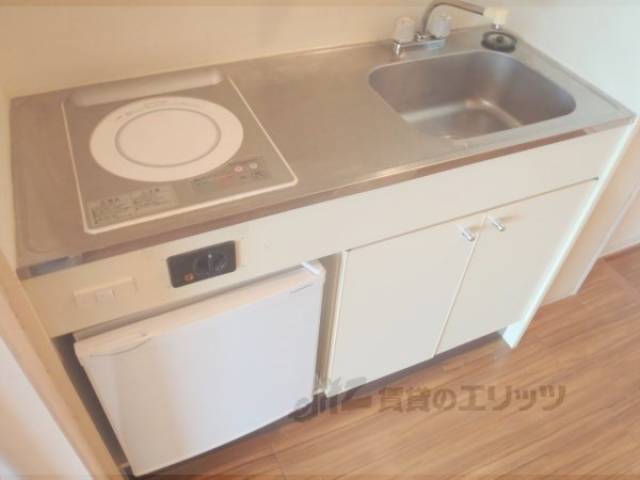 キッチン　1口コンロ付の便利なキッチンです