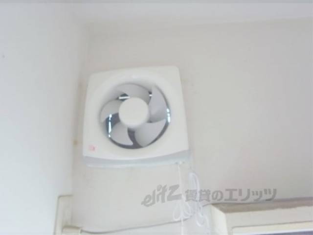 キッチン　換気扇