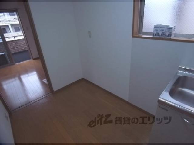 冷蔵庫置場
