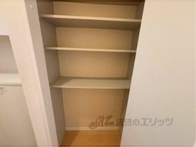 収納　廊下側