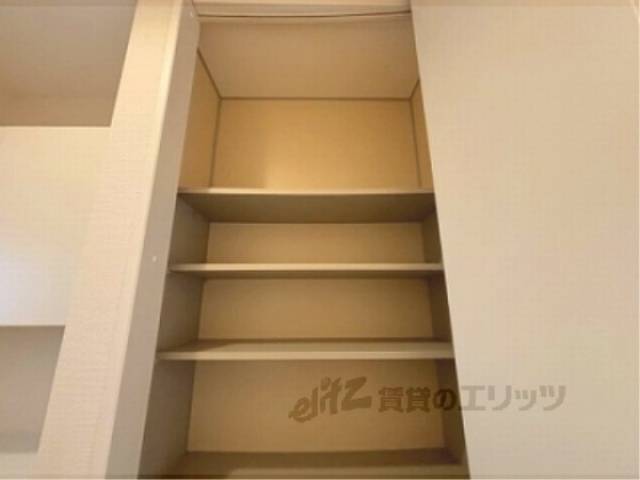 収納　廊下側