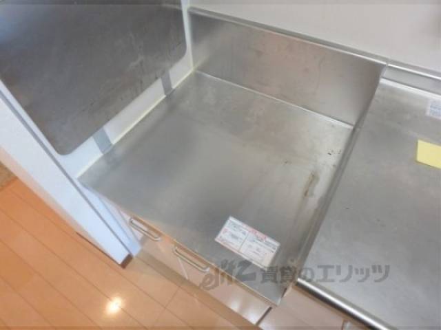 キッチン　コンロ置き場
