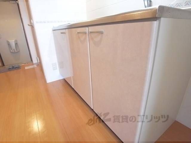 キッチン　キッチン収納