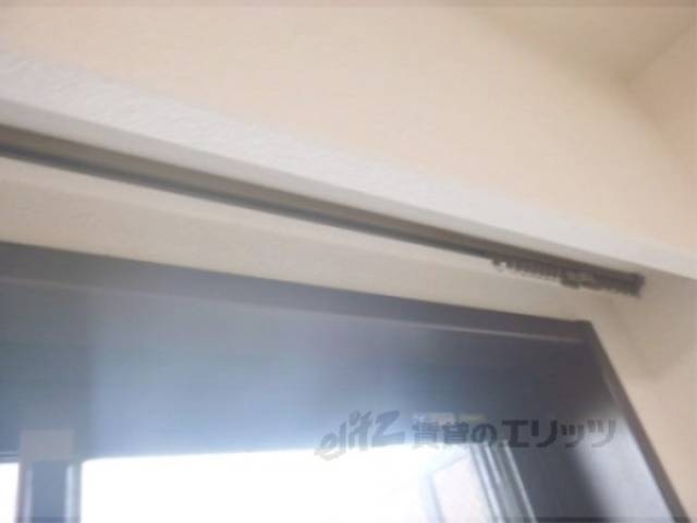 カーテンレール