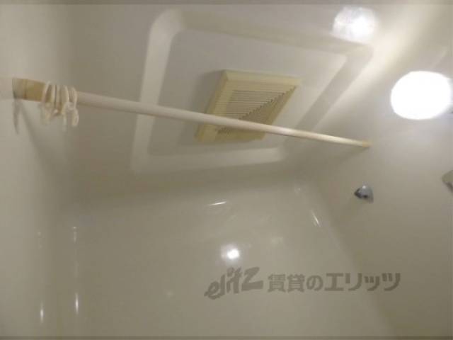 風呂　カーテンレール