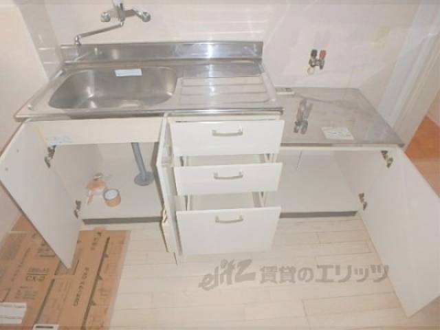 キッチン　キッチン下部収納