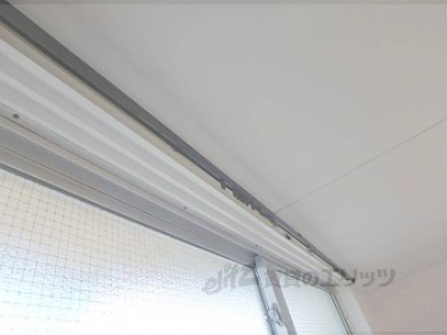 カーテンレール