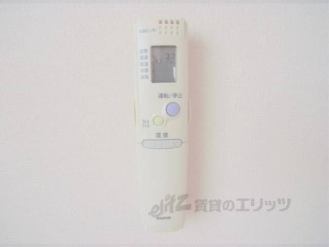 エアコン　リモコン