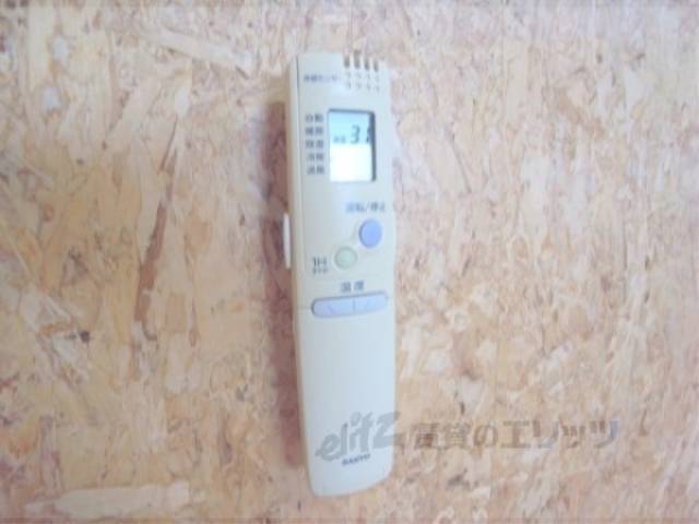 エアコン　リモコン
