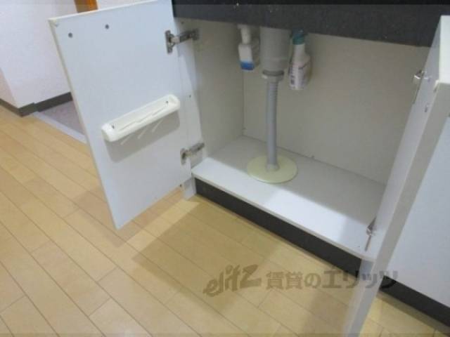 キッチン　下部収納