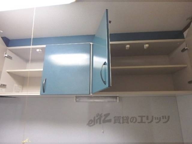 キッチン　収納
