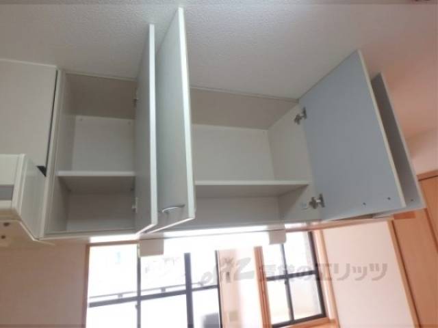 キッチン　収納