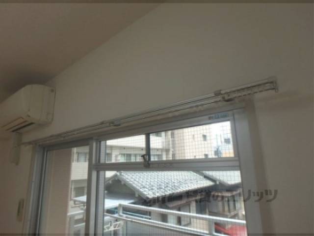 カーテンレール