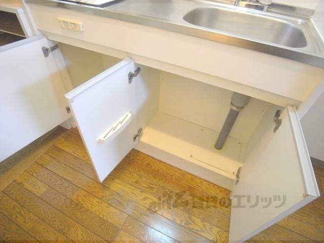 キッチン下部収納