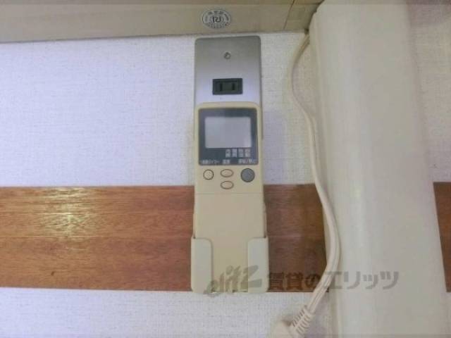 エアコン　リモコン