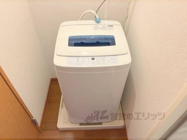 洗濯機置場　洗濯機